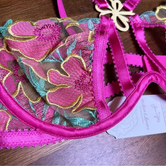 for Love & Lemons bra 🔥 floral lace 🔥 fuchsia pink 🔥 NWT 🔥 extra small - Picture 2 of 5